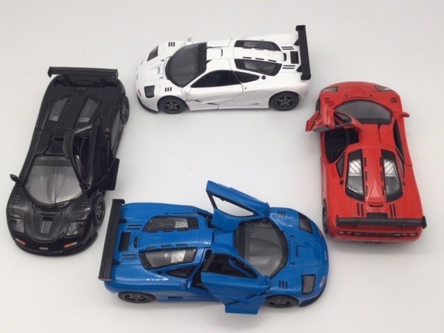 お得な4色コンプリートセット 1/34 1995年 マクラーレン F1 GTR ミニカー スーパーカー McLaren エフワン レーシングモデル マクラーレの画像3