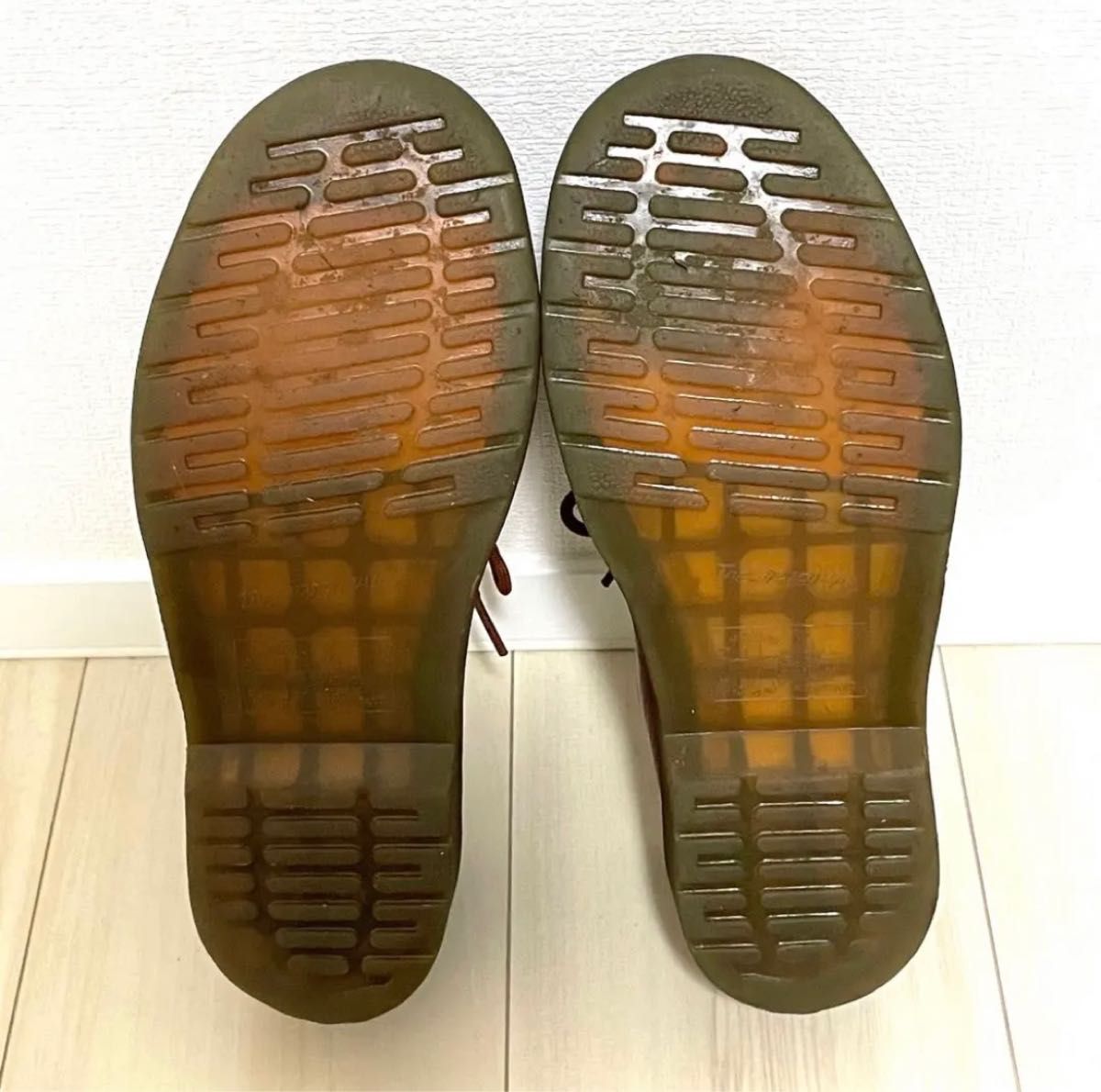 Dr Martens ドクターマーチン3ホール ブーツ シボ革 刻印ロゴ Dr Martens ドクターマーチン3ホール ブーツ シボ革 刻印ロゴ