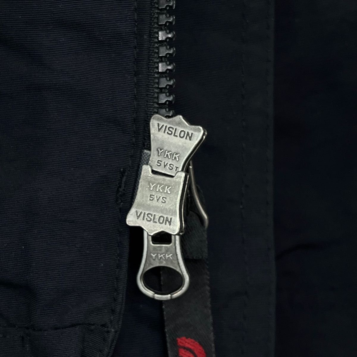 美品人気 THE NORTH FACE マウンテンパーカー メンズXS ロゴ刺繍 ノースフェイス ナイロンジャケット 黒 メッシュ
