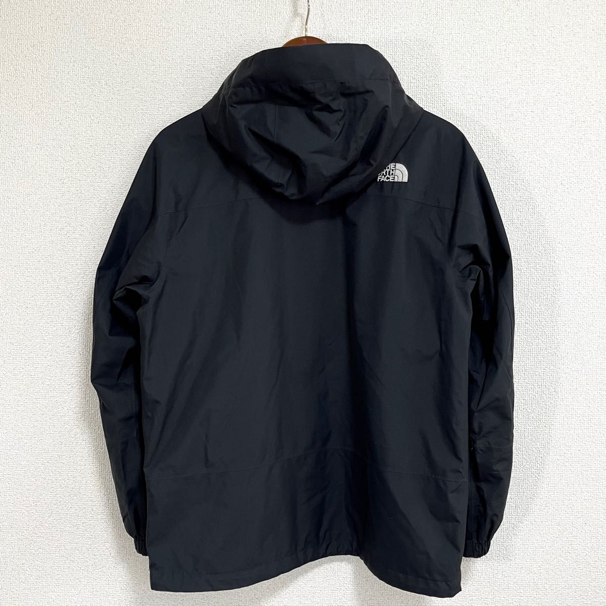 美品 人気 ノースフェイス マウンテンパーカー メンズM ブラック 美品 人気 ノースフェイス マウンテンパーカー メンズM ブラック