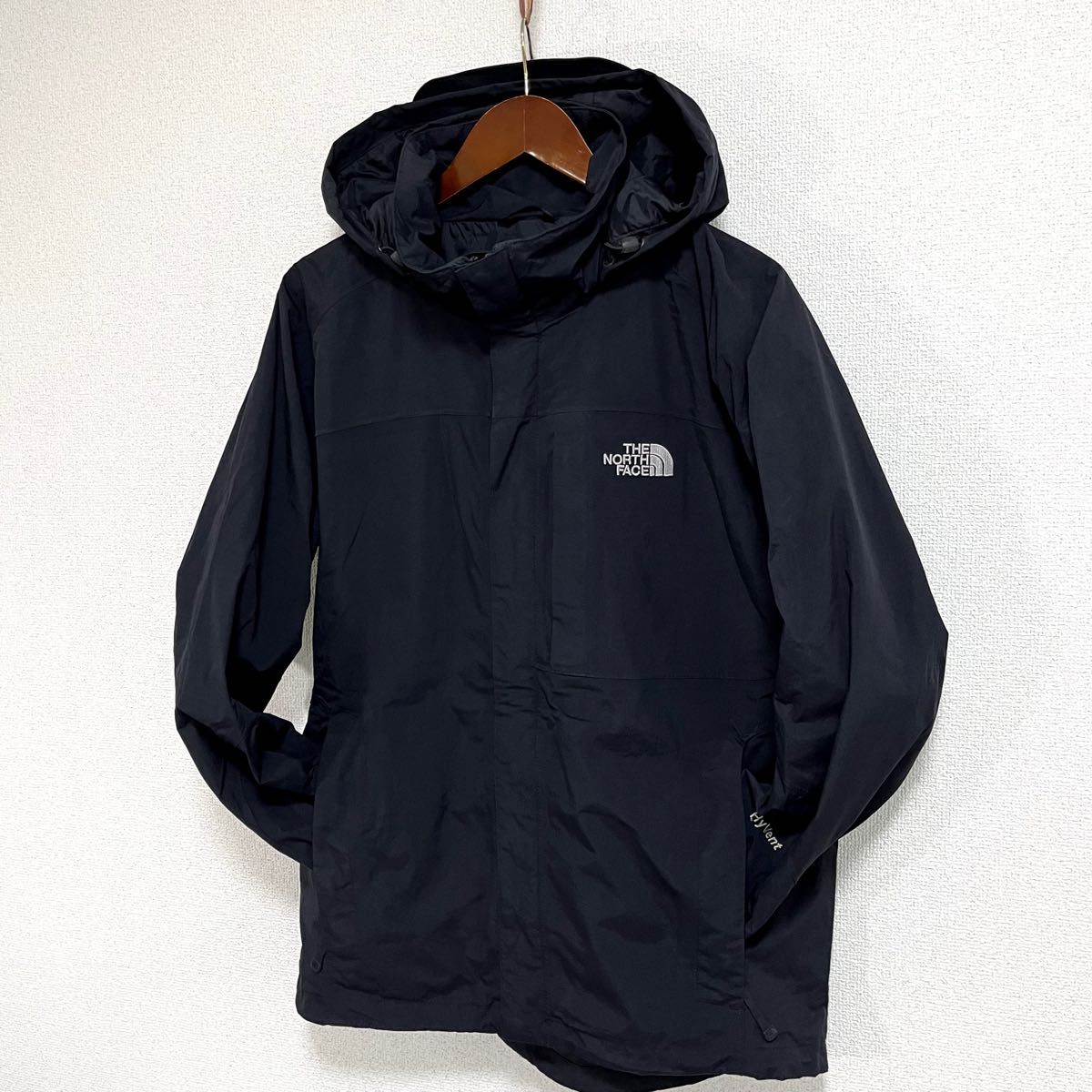 美品人気 ノースフェイス マウンテンパーカー メンズS 透湿防水 ハイベント THE NORTH FACE ナイロンジャケット