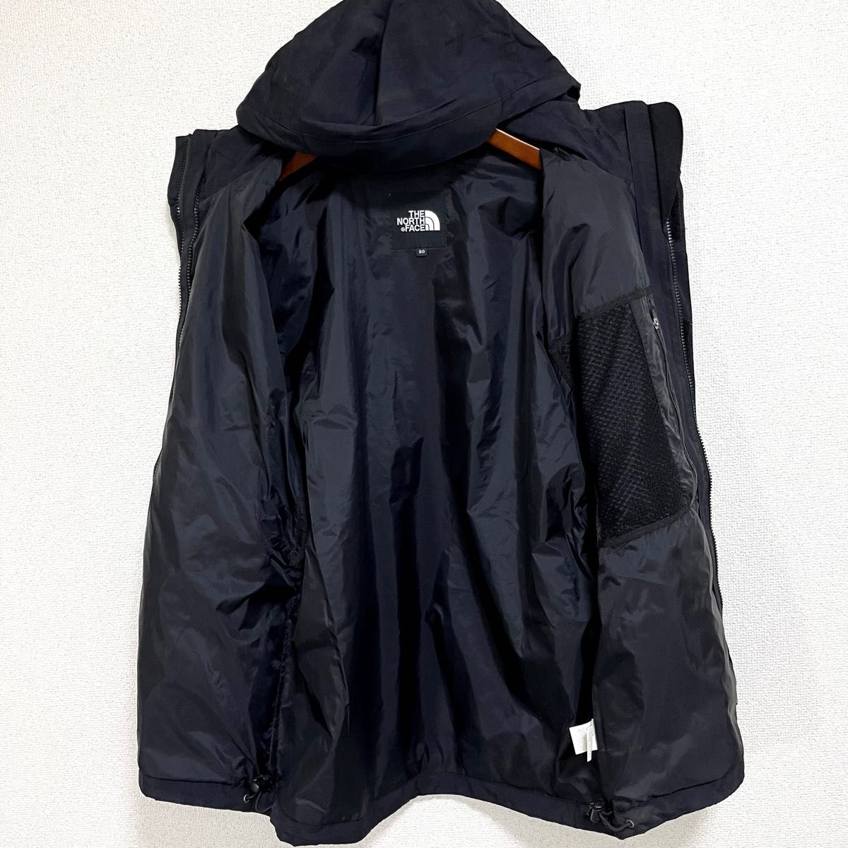 美品人気 ノースフェイス マウンテンパーカー メンズS 透湿防水 ハイベント THE NORTH FACE ナイロンジャケット