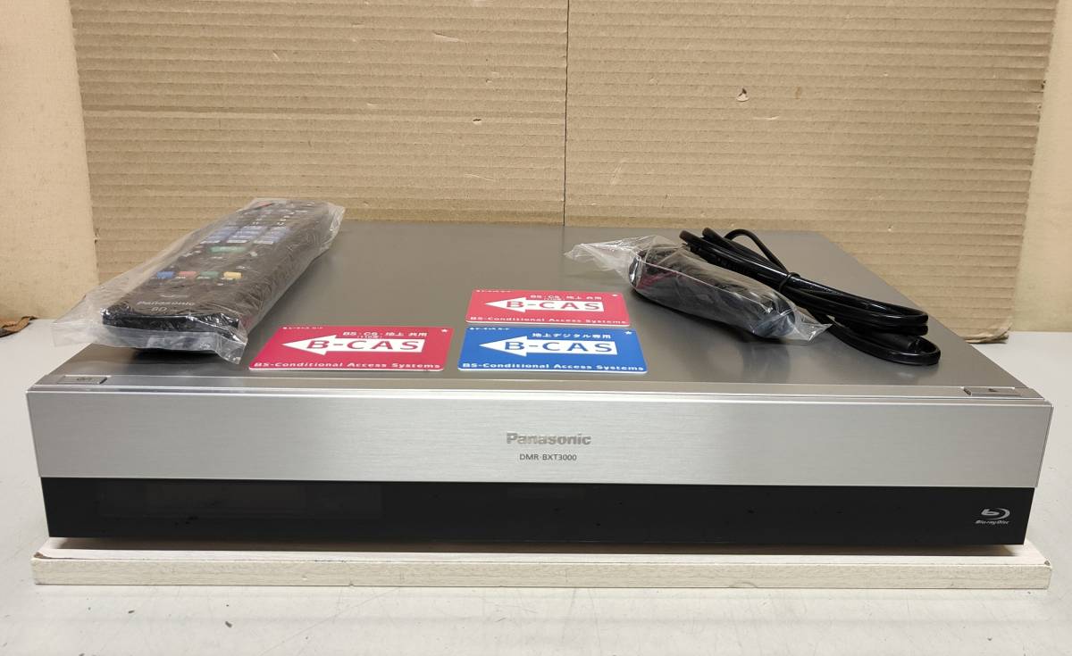 【 安心！整備美品 】 上位機 Panasonic 【 DMR-BXT3000 】 大容量2TB/最大6チャンネル同時録画/外付けHDD/15倍録画/3D再生/完動品/2013年_画像1