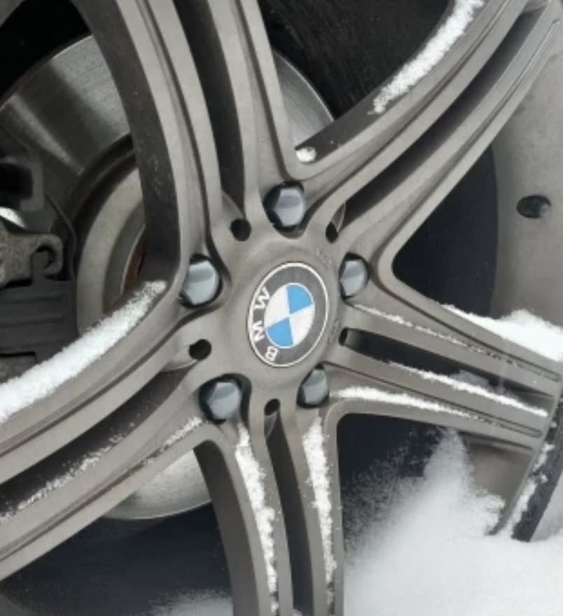 【送料込】BMW ホイールボルトキャップ 新品20個 グレー ボルトカバー 3,5シリーズ X1　X2 X3 ナットキャップ_画像3