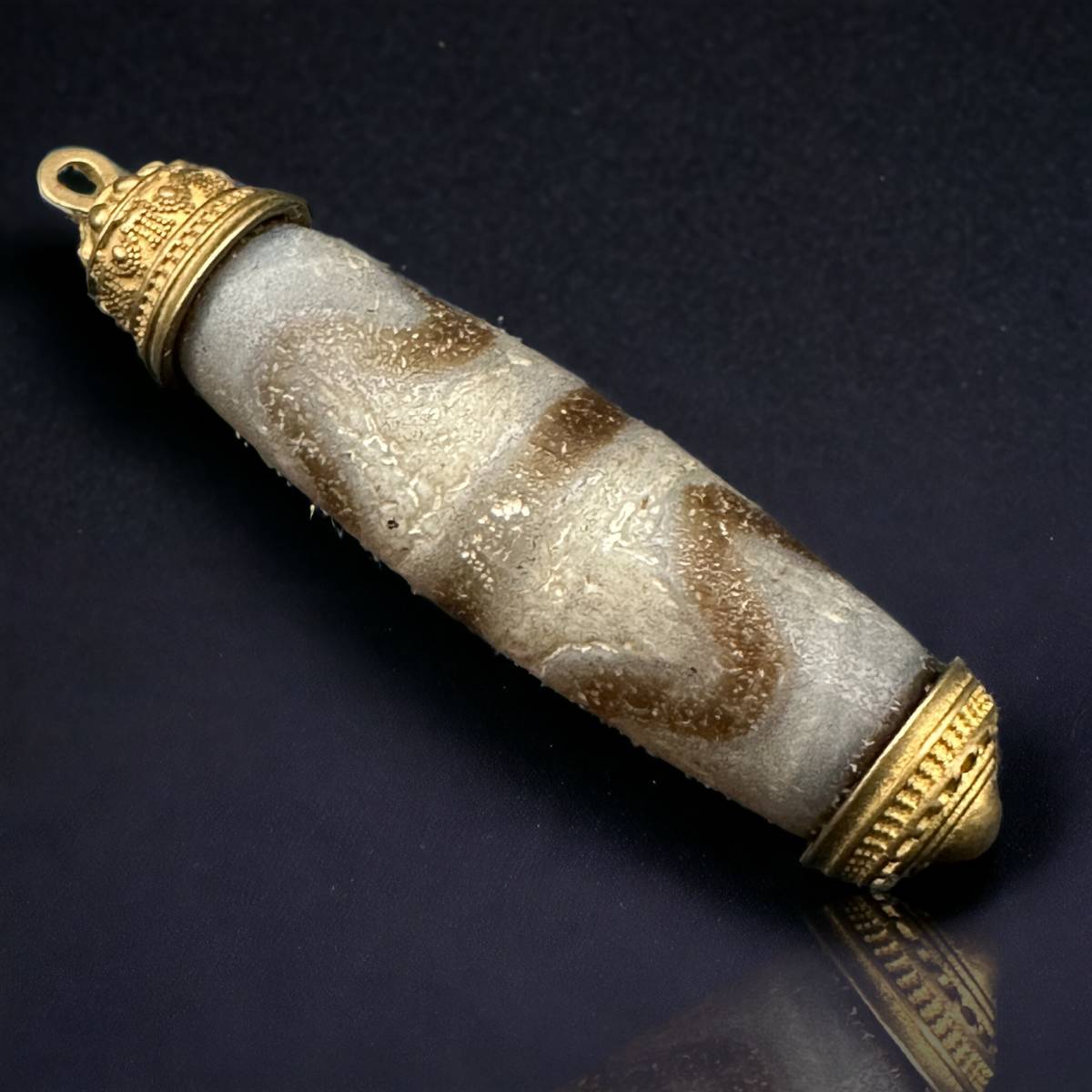 新着商品 ◇ 天珠 Dzi 瑪瑙 チベット 護符 ◇信仰 スピリチュアル / 仏教 とんぼ玉
