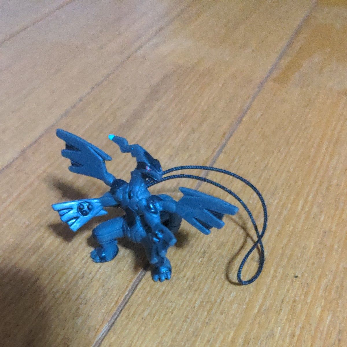 立体ポケモン図鑑 レシラム ゼクロ厶 フィギュア おまけに 立体ポケモン図鑑 レシラム ゼクロ厶 フィギュア おまけに