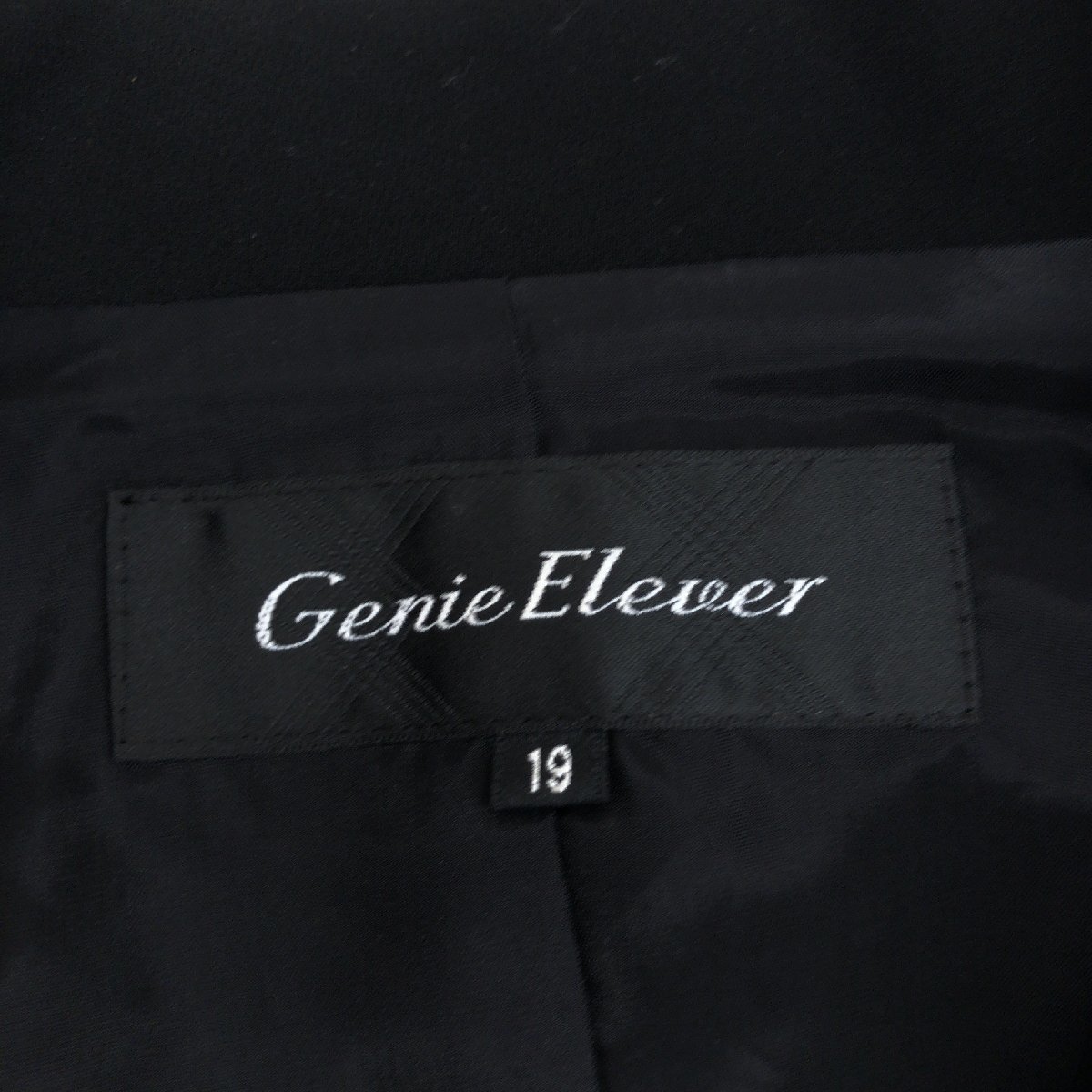 ● Genie Elever 東京ソワール テーラードジャケット 19(4XL) 黒 ブラック 日本製 長袖 羽織り 5L ゆったり 大きい ブラックフォーマル_画像3