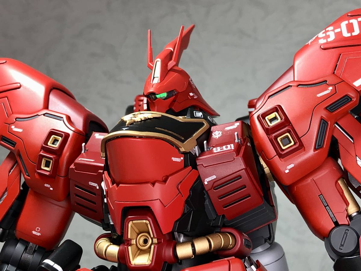 MG サザビー Ver,Ka 塗装済改修完成品 エングレービング工作 MG サザビー Ver,Ka 塗装済改修完成品 エングレービング工作