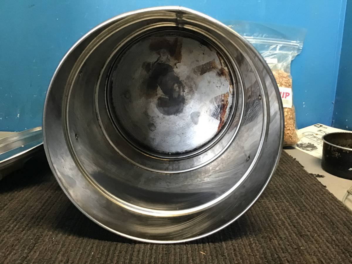 * Gifu departure ^LOGOS/ drum smoker / made of stainless steel / smoked chip 2 sack attaching / scratch dirt equipped / smoking / barbecue / camp / present condition goods R5.10/27*y