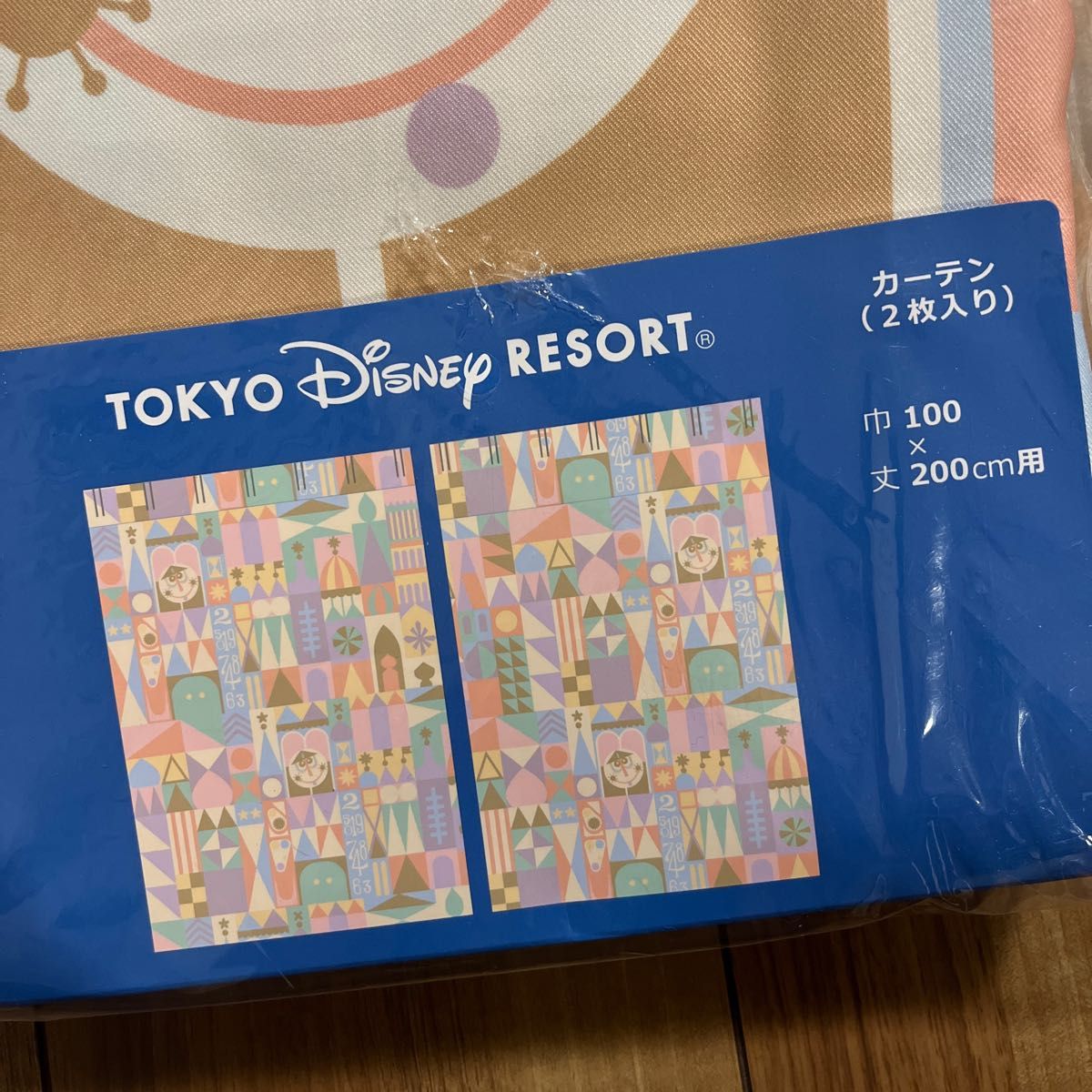 新品 ディズニーリゾート イッツアスモールワールド カーテン