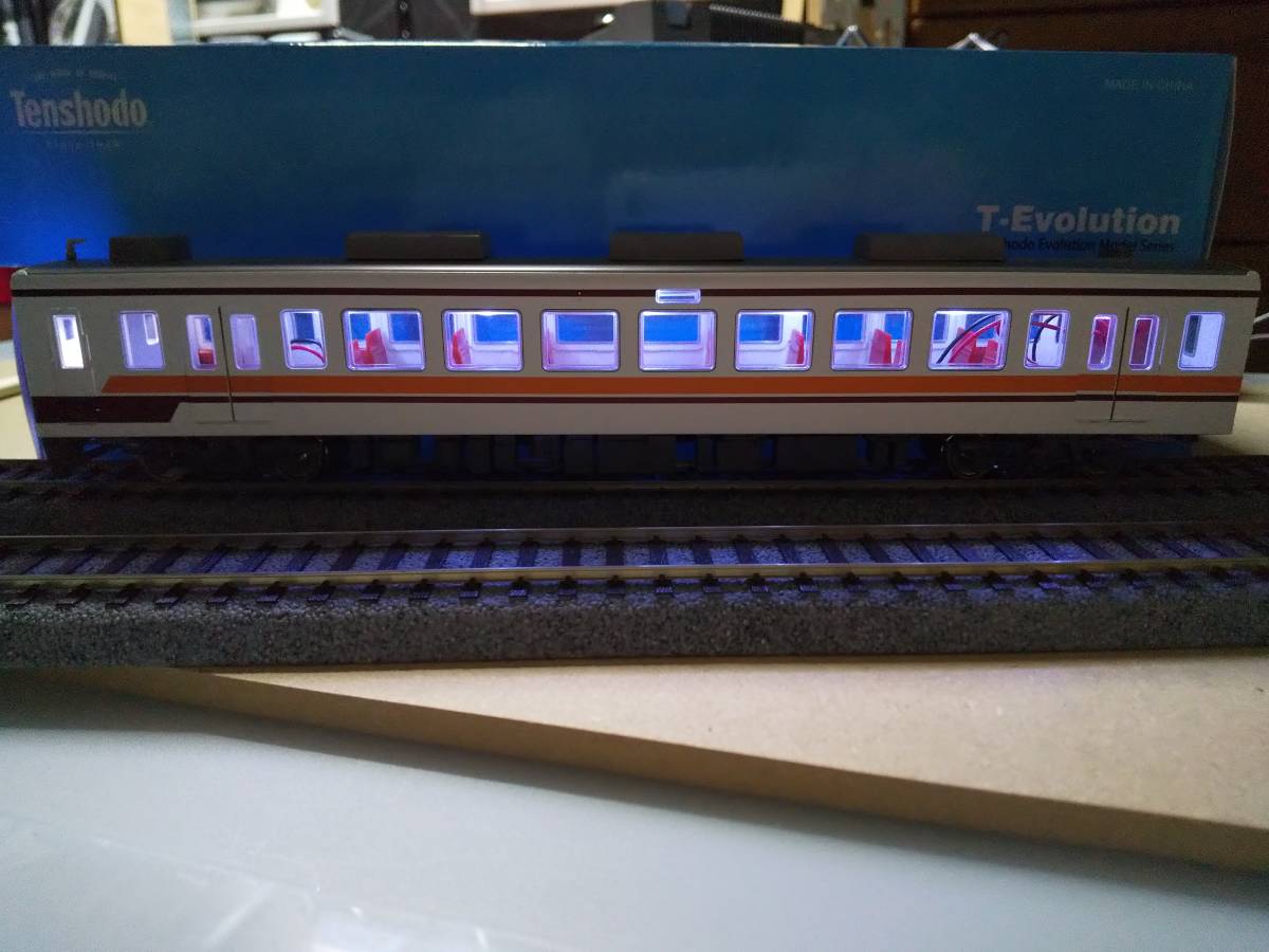 素人製作ライト点灯化】東武6050系 1個パンタ車 天賞堂 T- 素人製作ライト点灯化】東武6050系 1個パンタ車 天賞堂 T-