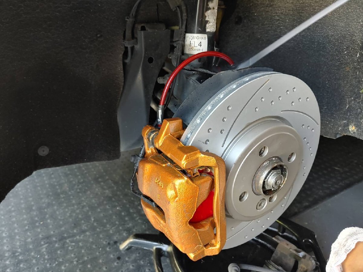 TOYOTA Passo KGC10 / KGC15 / QNC10 04/05~10/02 C5SD C5SDP VOING brake car b slit drilled rotor 