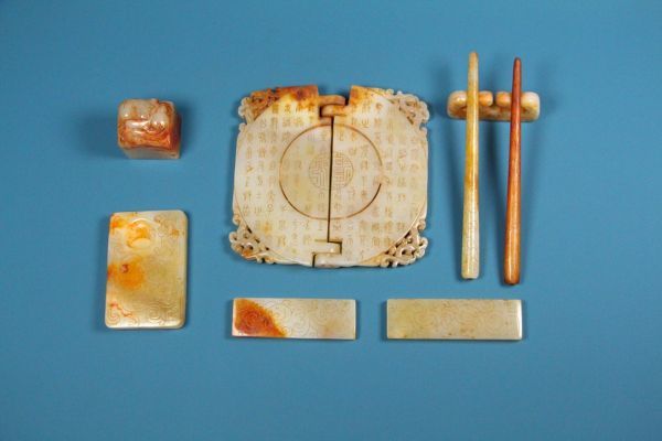 時代物 和田玉 高古玉彫り 文房具銘文開合令牌一套」極細工 賞物 中国