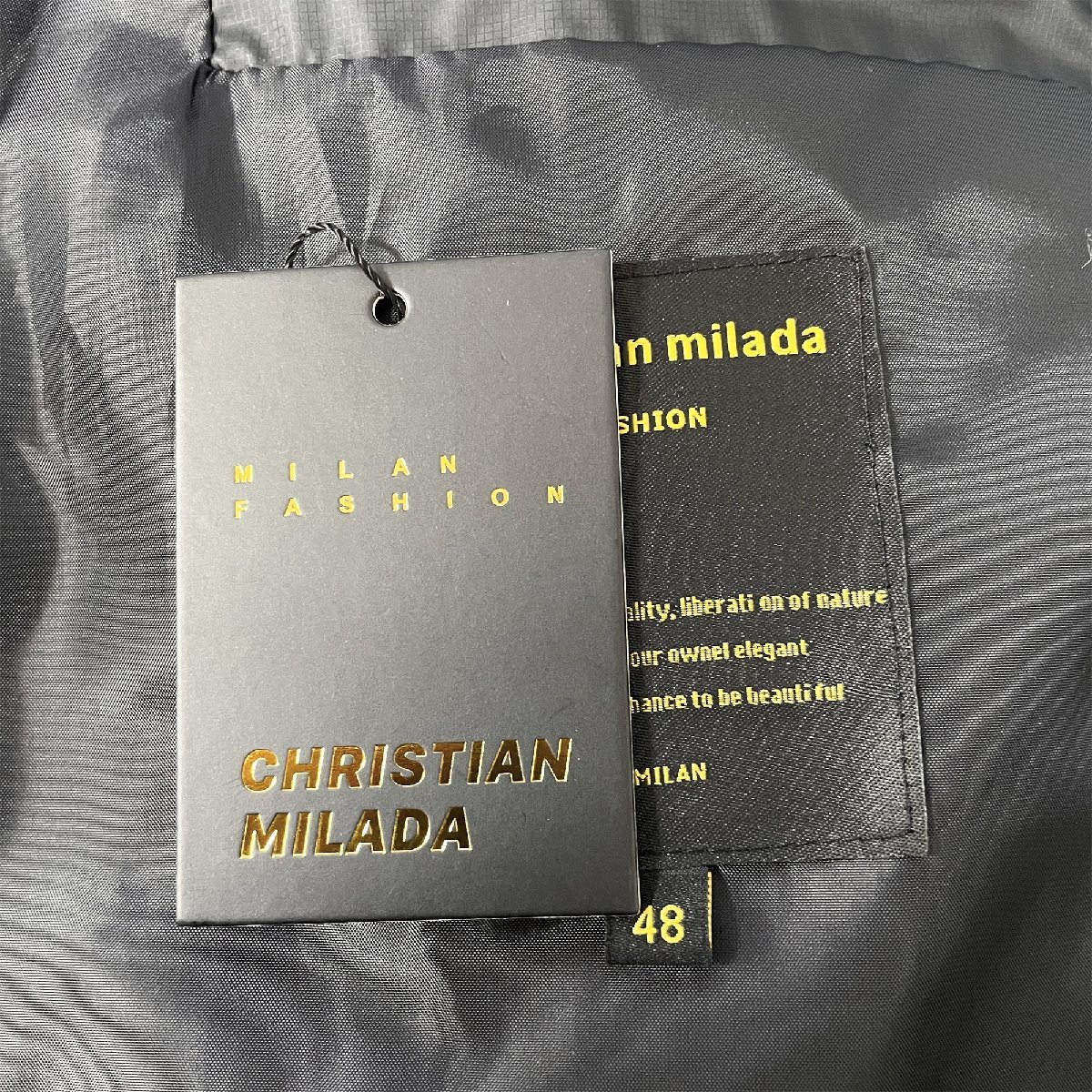 定価8万★christian milada・ミラノ発・ダウンベスト★ダックダウン90％ 防風 防寒 英字 刺 シンプル トレンド 男女兼用 L/48サイズ_画像8