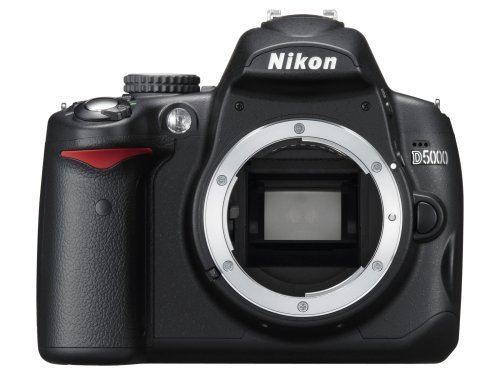 新品本物  Nikon デジタル一眼レフカメラ D5000 ボディ D5000　(shin その他