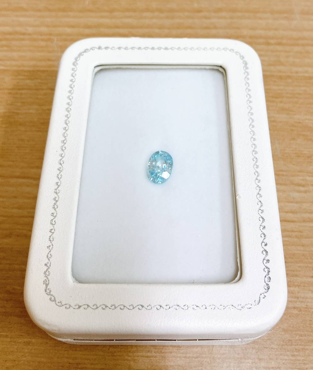 【天然ジルコン 3.927ct】総重量0.8g/ ライト・ブルー/ オーバルミックスカット/透明薄青色/K59-287_画像2