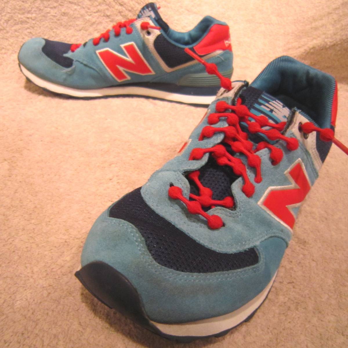 ニューバランス　NB　ML574SOG　青紺赤　27㎝ D　US9　　　 　new balance　ブルー/ネイビー/レッド　2015年製　 結ばない靴紐付　 wj2310a_画像1