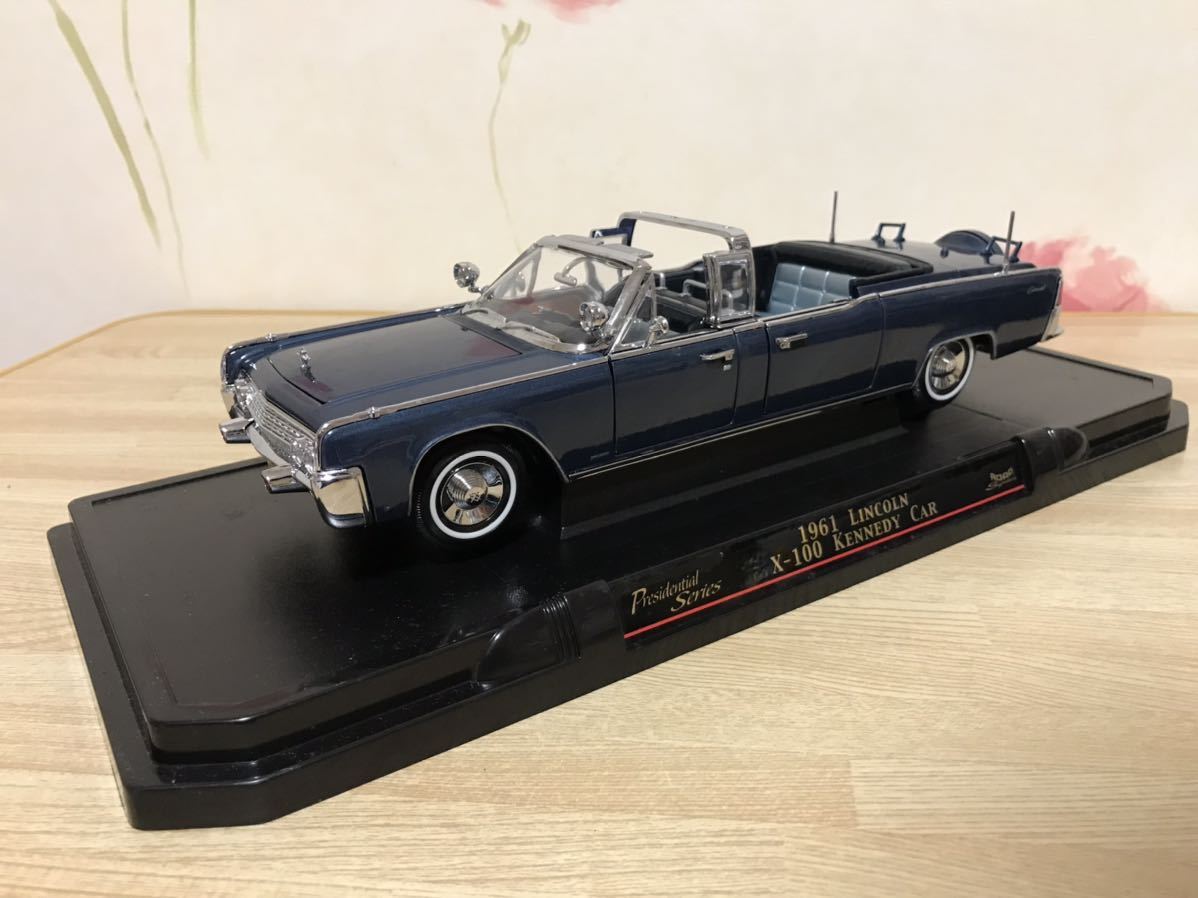 送料無料　1/24 リンカーン ケネディ大統領 ミニカー　ROAD Signature 1961 LINCOLN X-100 KENNEDY CAR 当時物 旧車_画像6