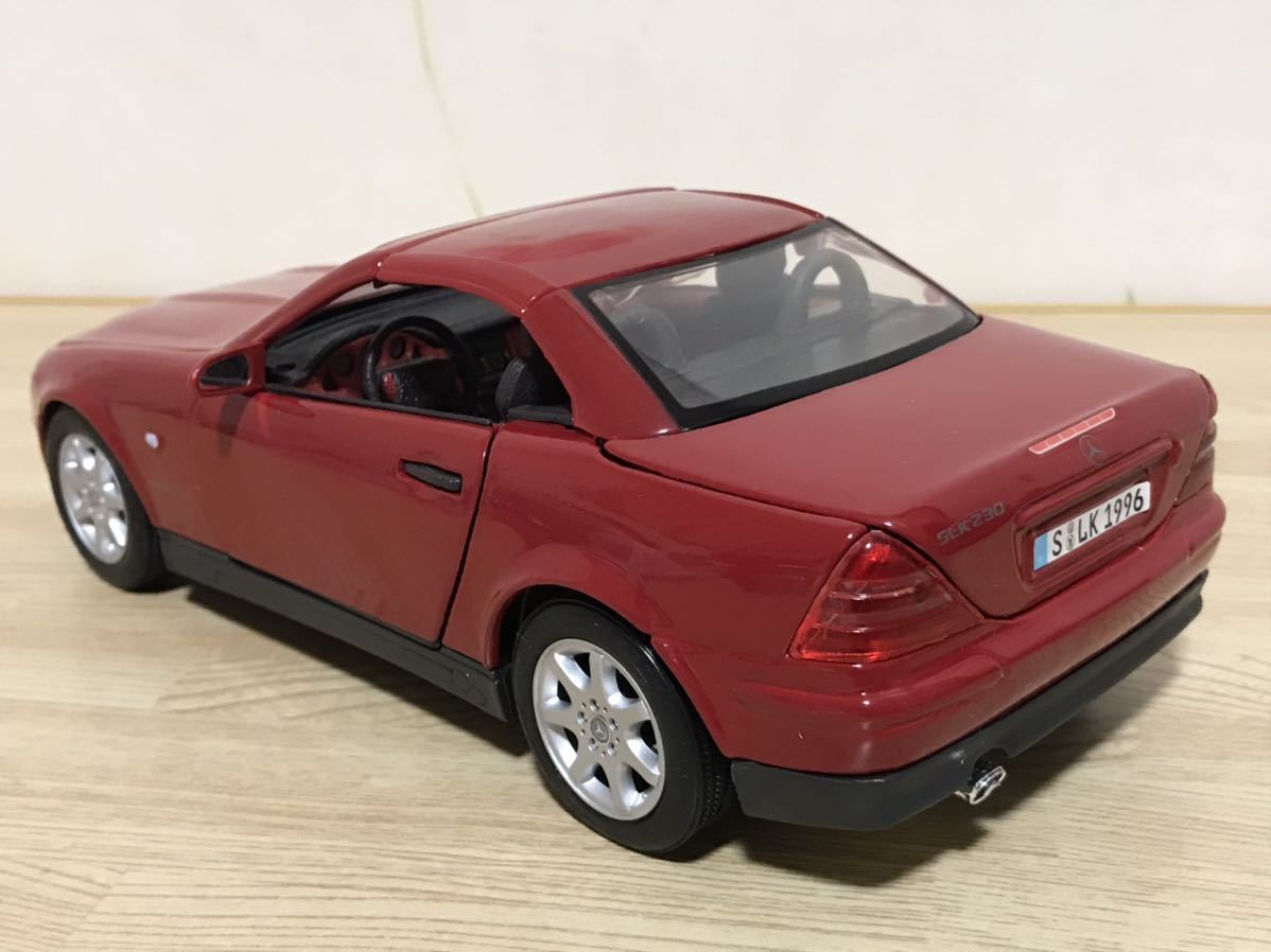 送料無料 1/18 メルセデスベンツ SLK 230 オープンカー ミニカー