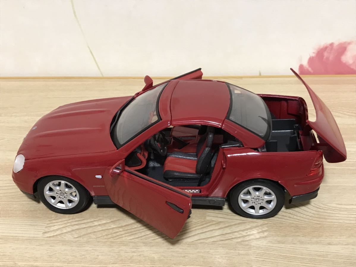 送料無料 1/18 メルセデスベンツ SLK 230 オープンカー ミニカー 送料無料 1/18 メルセデスベンツ SLK 230 オープンカー ミニカー