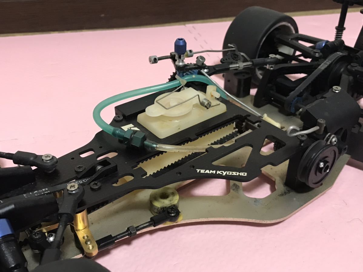 送料無料 当時物 1/8位 京商 F-TEN ラジコン車体 エンジンカー 送料無料 当時物 1/8位 京商 F-TEN ラジコン車体 エンジンカー