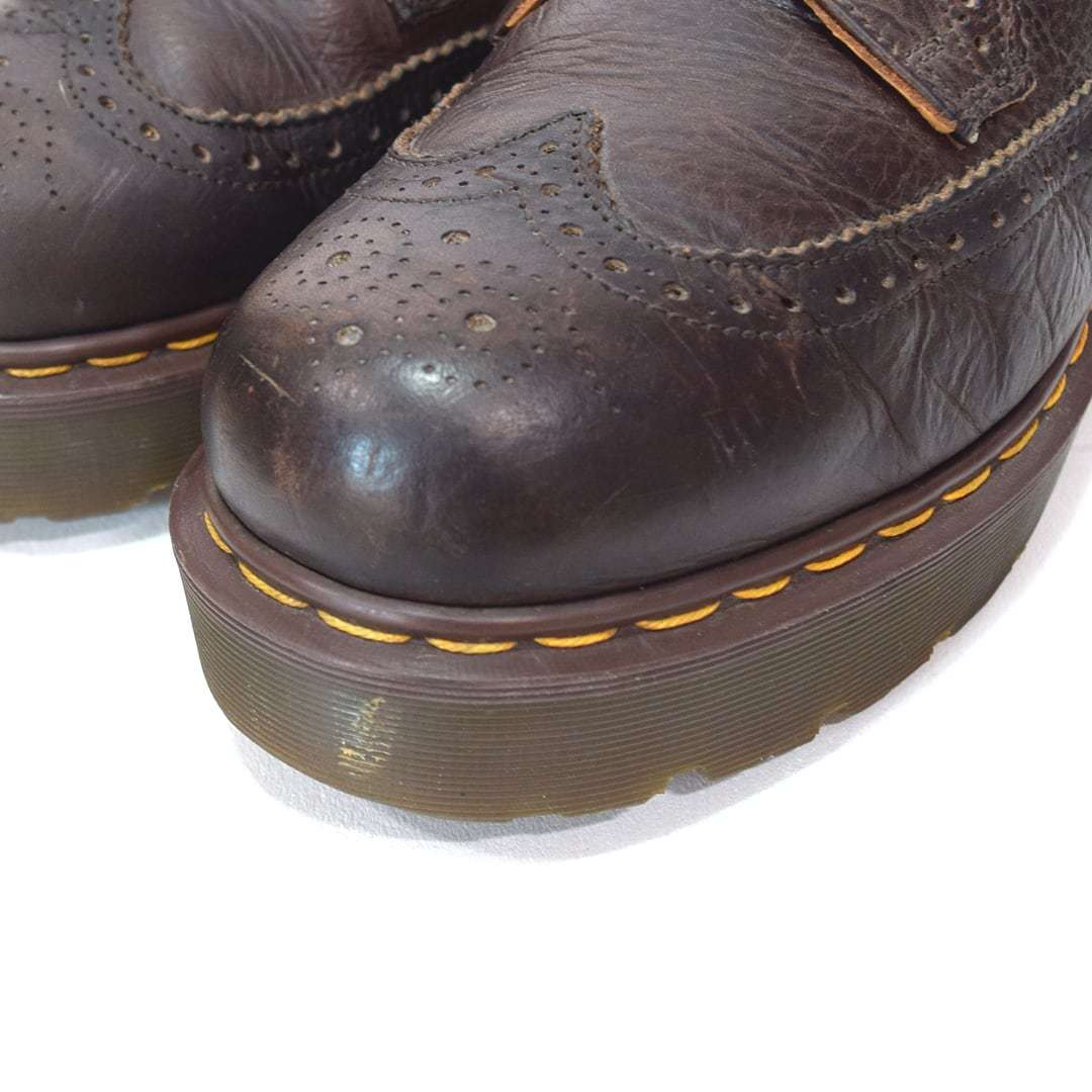 【送料無料】ドクターマーチン 英国製 ウイングチップ 厚底仕様 こげ茶 ヴィンテージ Dr.MARTENS レザーシューズ UK9 古着 @FB0003