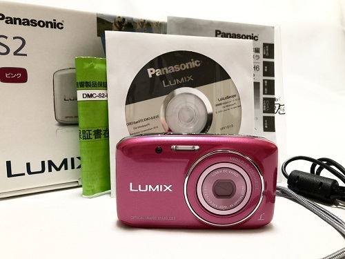2022人気の ☆極上品☆パナソニック Panasonic LUMIX DMC-S2 ピンク