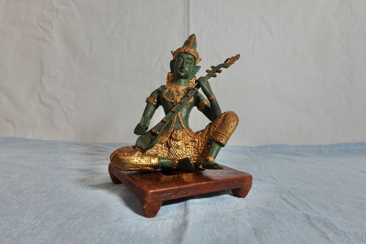 タイ仏像　楽器演奏　骨董　置物　飾り物　工芸　銅像　ブロンズ像　台座セット