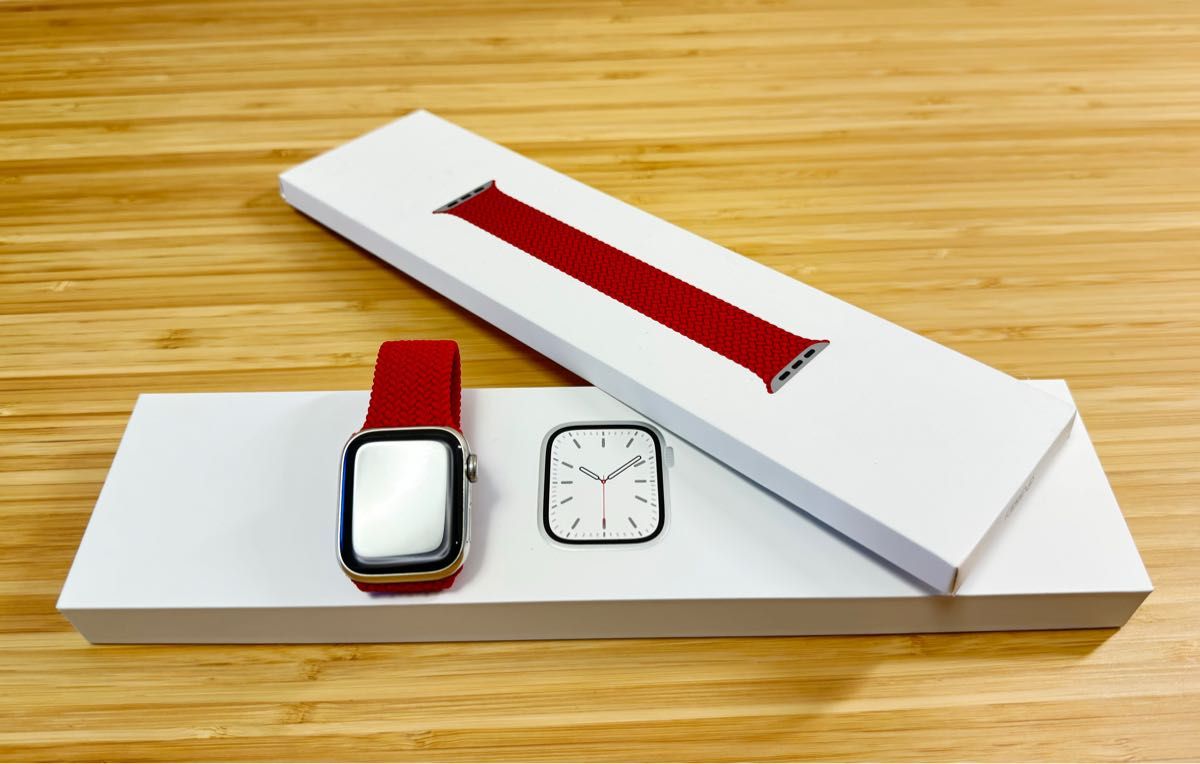 Apple Watch Series 7 41mm モデル ステンレススチールシルバー ブレイデッドソロループ レッド サイズ4 Yahoo!フリマ（旧）