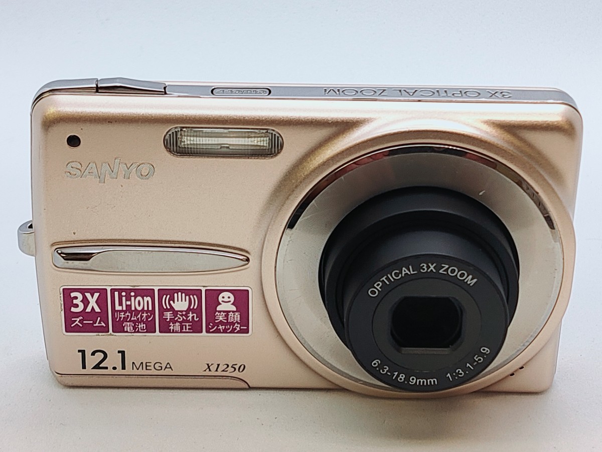 4229 【動作品】SANYO 三洋 DSC-X1250 コンパクトデジタルカメラ 動作確認済み バッテリー付き_画像2