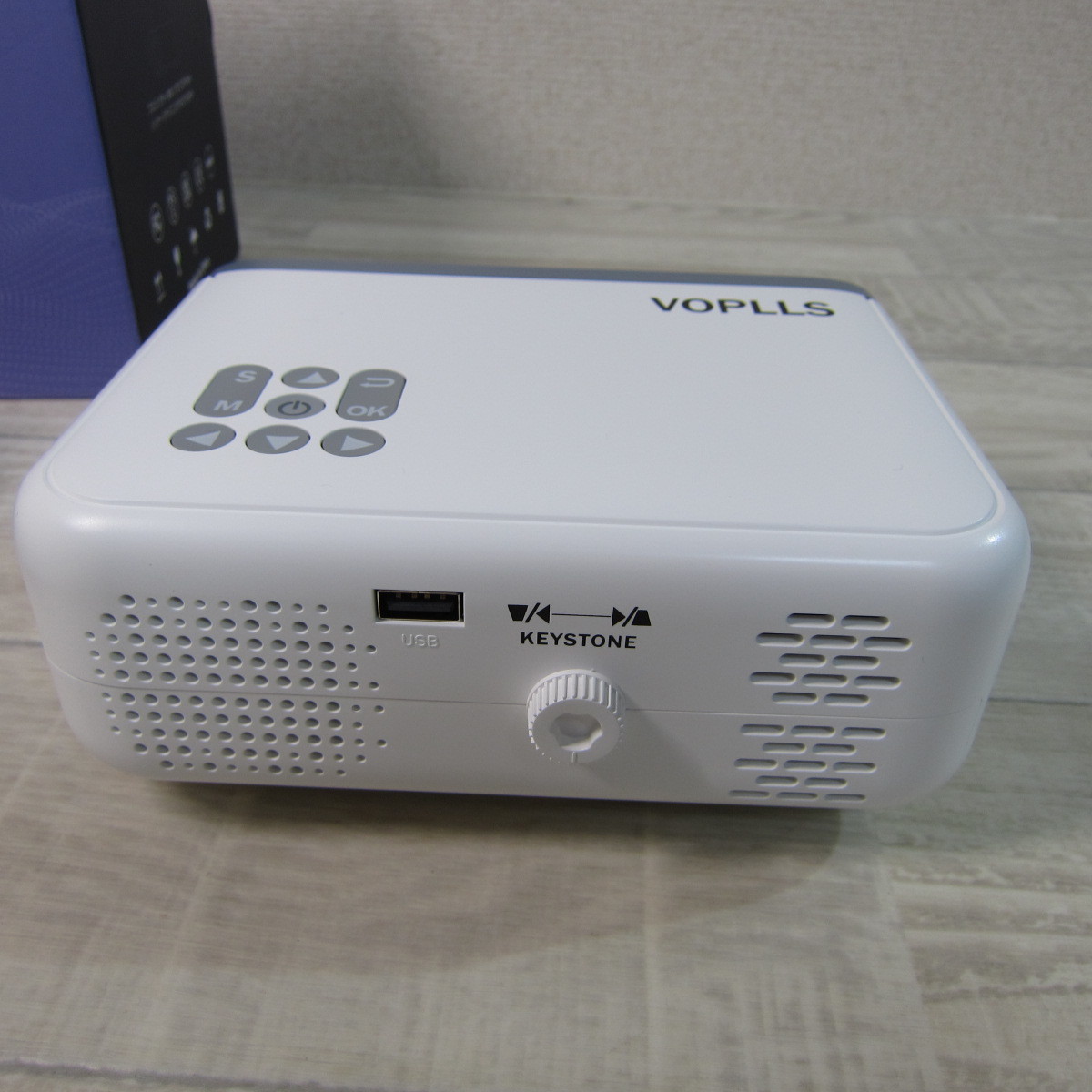 10086PS23【未使用】VOPLLS プロジェクター 小型 10000lm ホーム
