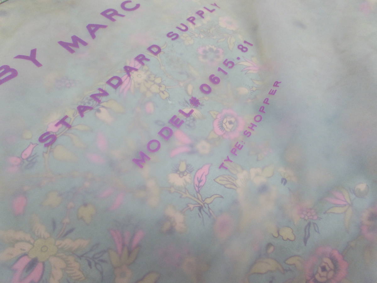 マークバイマークジェイコブス Marc by Marc Jacobs トートバッグ 花柄 ビニール マットタイプ 38cm B/R_画像7