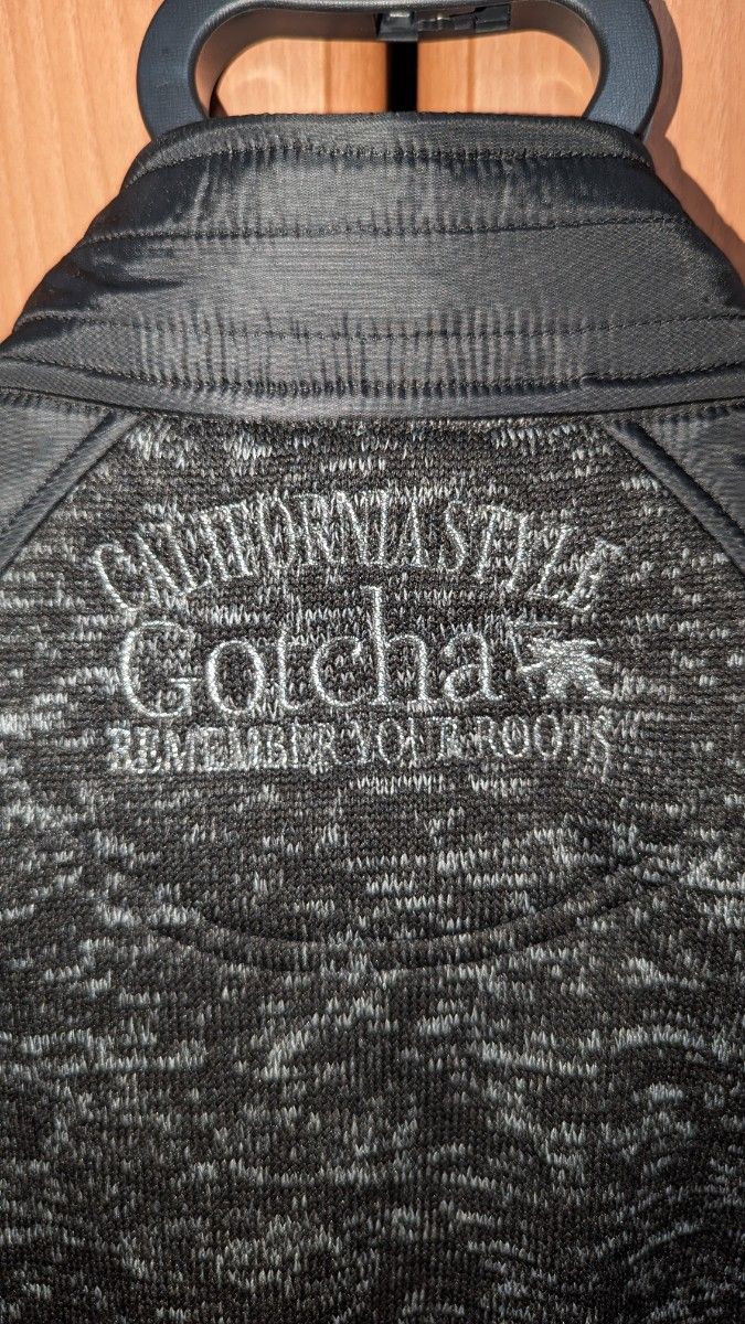 極美品】GOTCHA GOLF 厚手ウインター用ゴルフウェア 黒|PayPayフリマ