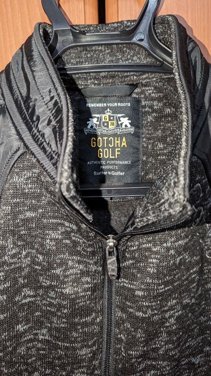 極美品】GOTCHA GOLF 厚手ウインター用ゴルフウェア 黒|PayPayフリマ