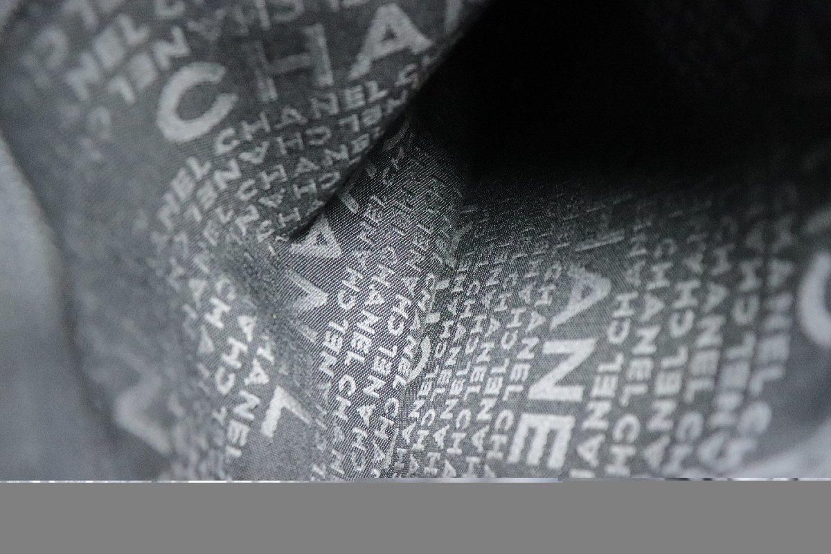 CHANEL シャネル ココマーク マトラッセ レザー ワンショルダー バッグ 肩掛け 鞄 シルバー チェーン 金具 ブラック レディース 7791-HA_画像9