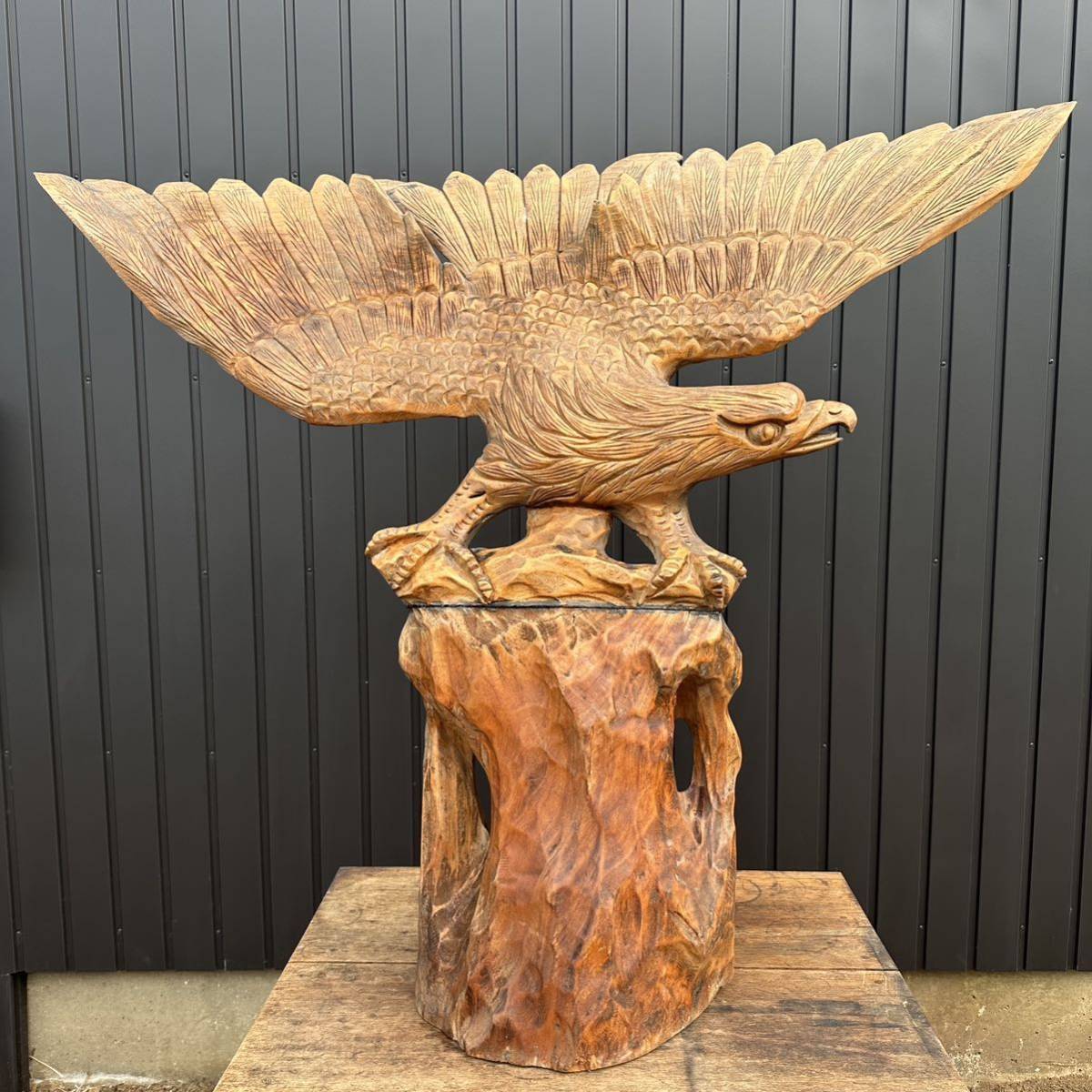蔵出し 鷹 横122×高さ97cm 木彫り彫刻 置物 鷲 インテリア オブジェ