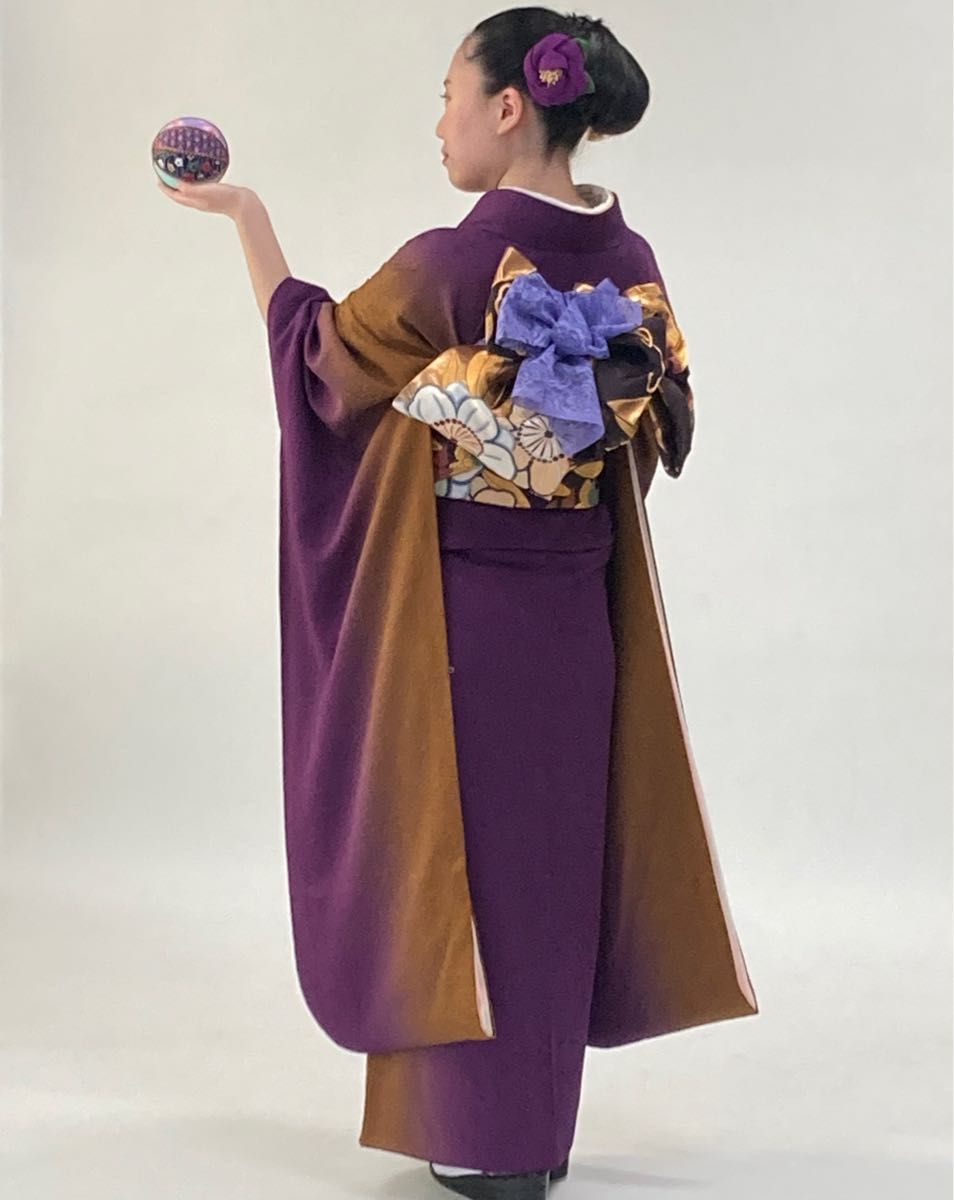 振袖セット 振袖フルセット 駒刺繍 扇面花蝶文 暈し染め 金彩 紫 24 振袖セット 振袖フルセット 駒刺繍 扇面花蝶文 暈し染め 金彩 紫 24