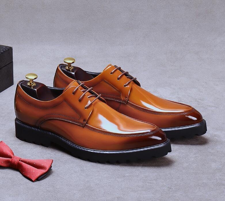 最高級 新品 ビジネスシューズ メンズ 本革 レザーシューズ 職人手作り 革靴 上質 フォーマル 紳士靴 大人気 コーヒー 26.5cm_画像7
