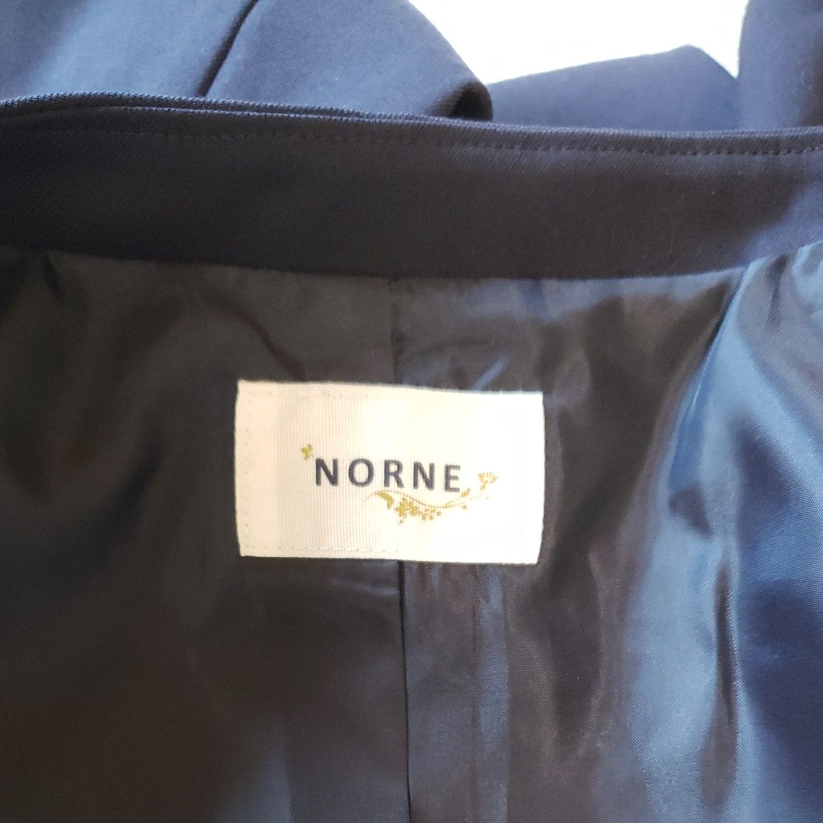 NORNE オンワード樫山 ノーカラージャケット 1つボタン NORNE オンワード樫山 ノーカラージャケット 1つボタン