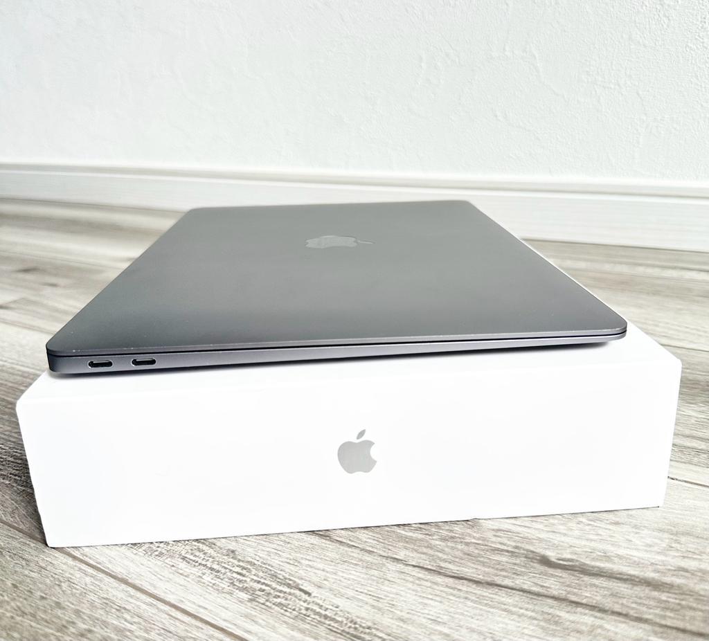 ジャンク品 Apple MacBook Air 13インチ 2018 A1932 MREA2J/A メモリ