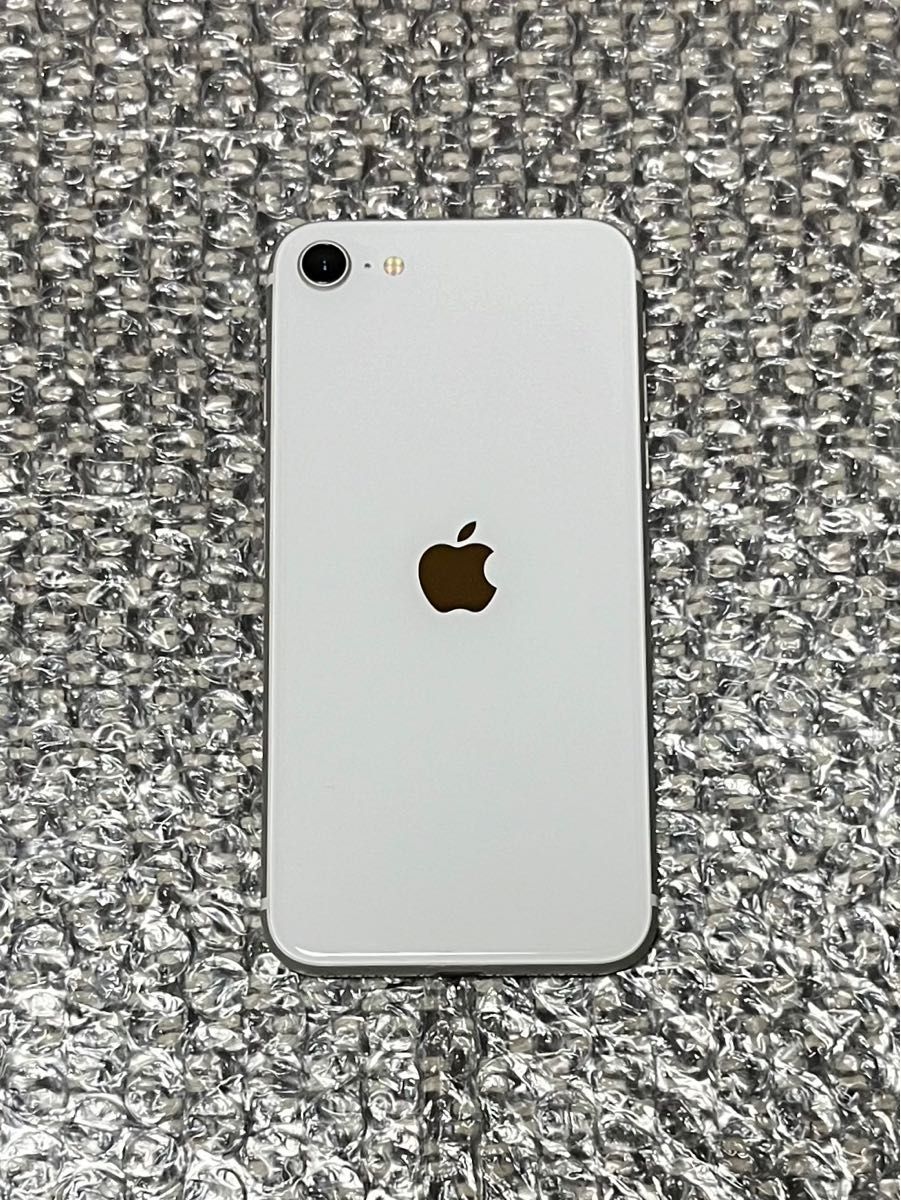 【即日発送】 【美品】iPhone SE 第2世代 SE2 ホワイト　白 64GB SIMフリー バッテリー最大容量95%