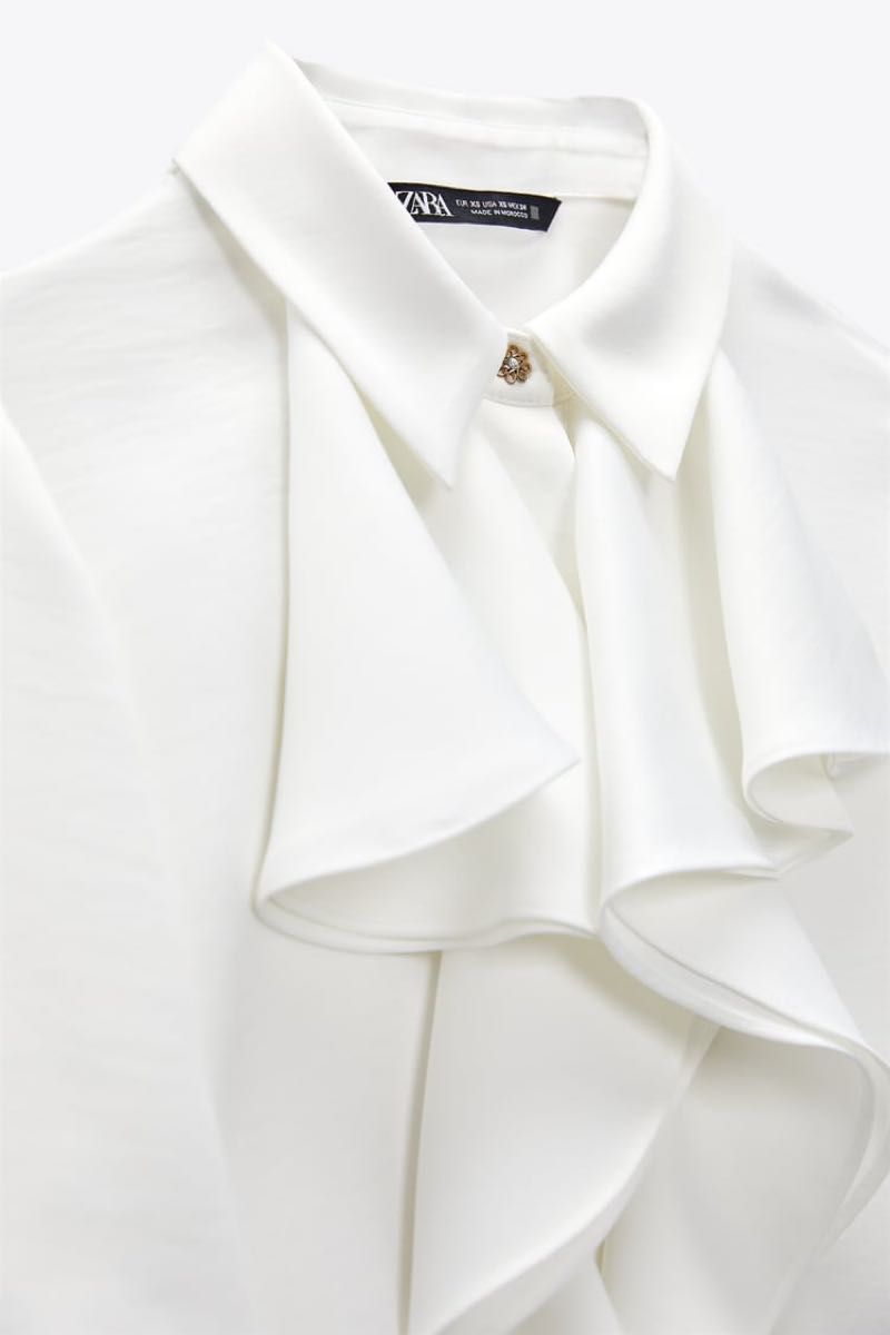 美品】ZARA サテンフリルシャツ 今期品|Yahoo!フリマ(旧PayPay 美品】ZARA サテンフリルシャツ 今期品|Yahoo!フリマ(旧PayPay