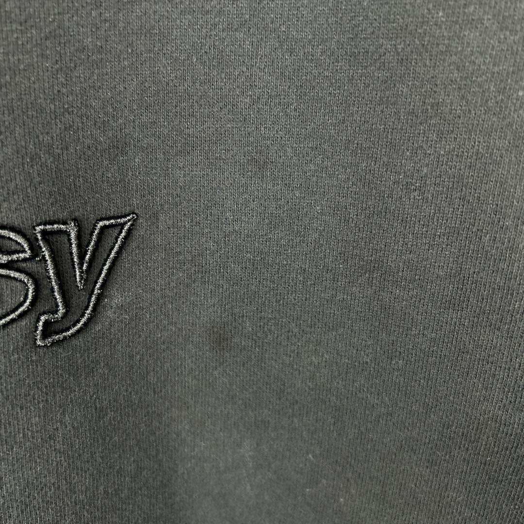 stussy ステューシー スウェット トレーナー センター刺繍ロゴ 立体 希少 冬服 秋服 古着 ストリート プルオーバー