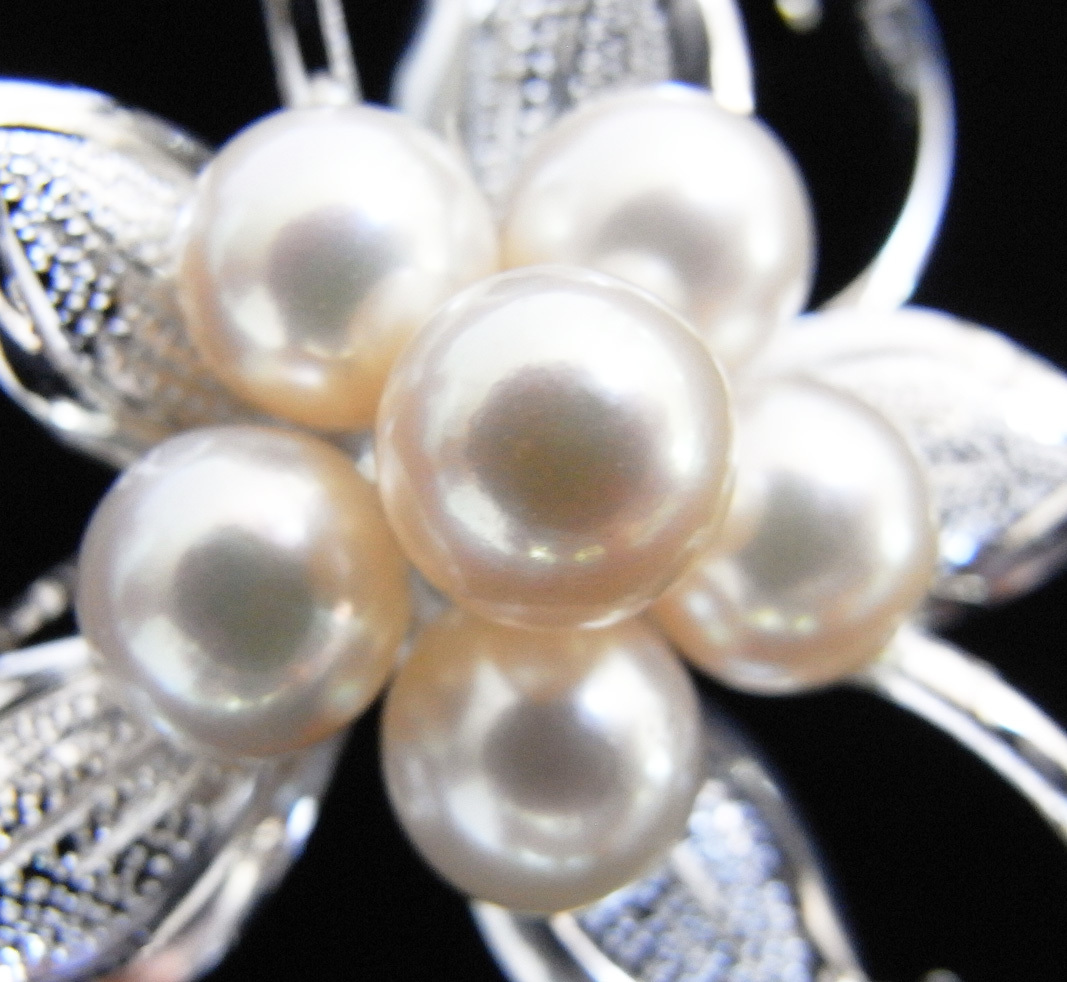 被り心地最高 ☆925シルバー(銀製) ６粒・アコヤ真珠（本真珠）銀の花