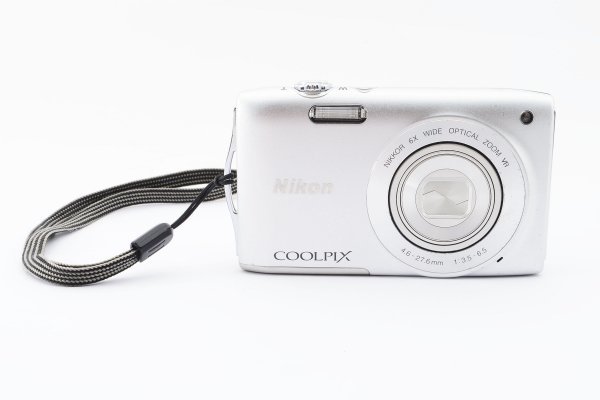 ADS2473★ 美品 ★ ニコン NIKON COOLPIX S3300 コンパクトデジタルカメラ_画像1