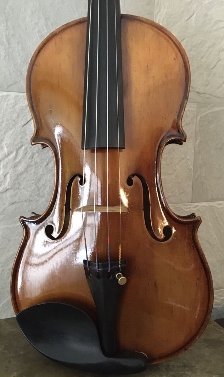 大人用モダン期バイオリン　 祖母の遺品を格安で再出品します。メンテナンス済みベストコンデシヨンです。　弓付きです。_画像3