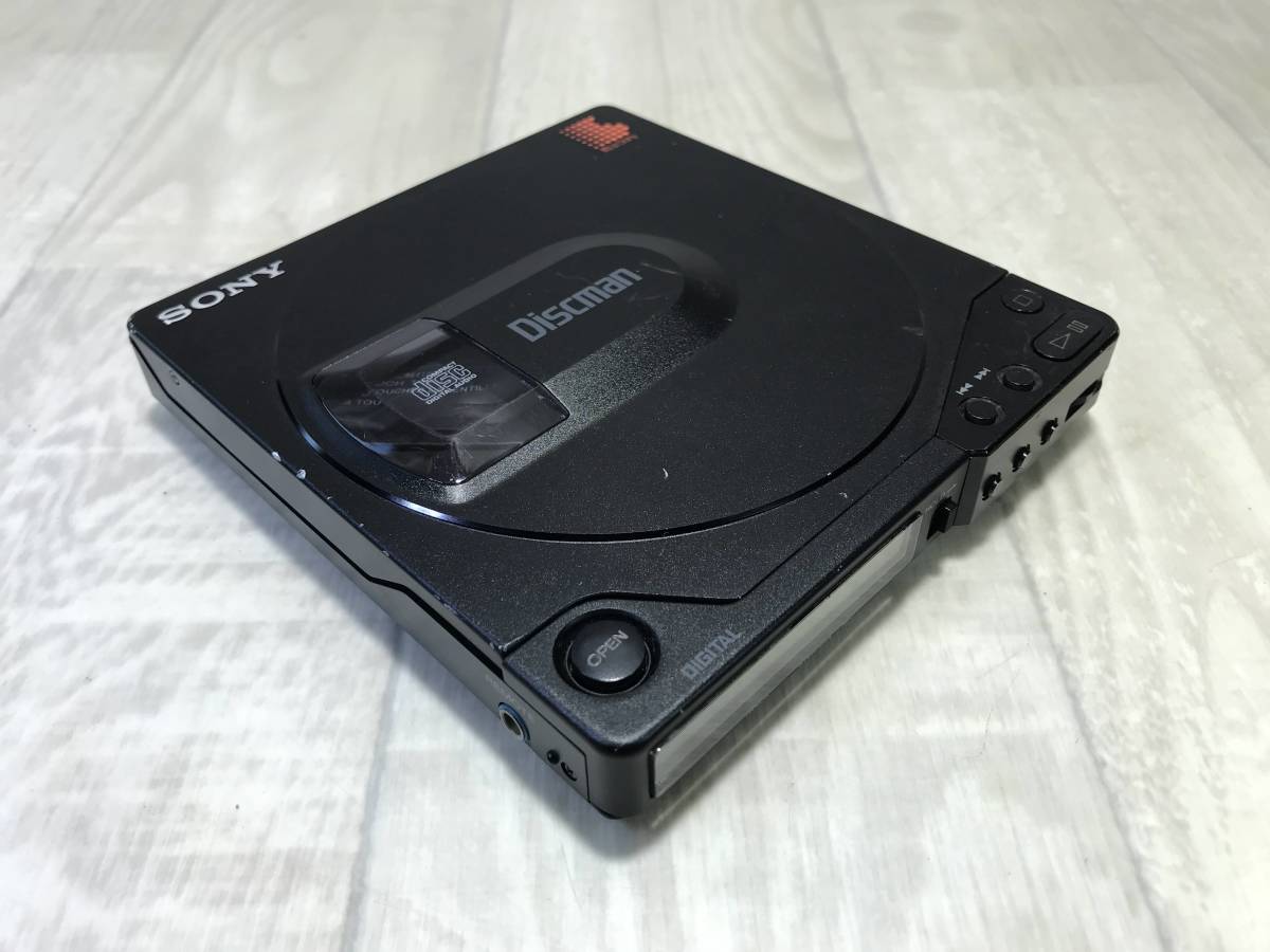 ☆ SONY COMPACT DISC PLAYER D-150 【 未確認/ 現状品 】 （PN-3J2） ☆_画像1