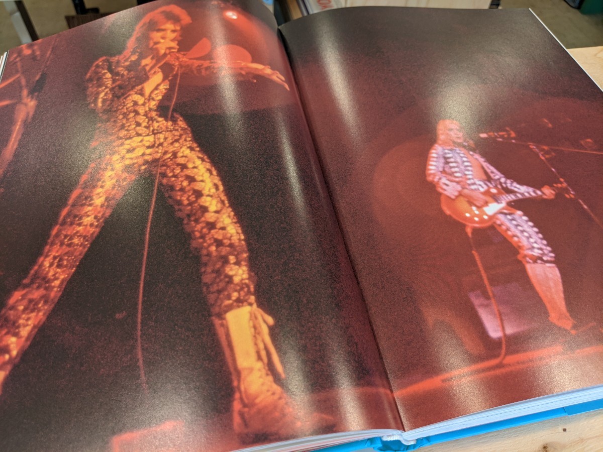 [ foreign book new goods ]The Rise of David Bowie 19721973 / Mick Rock / David * bow imik* lock jigi-* Star dust 