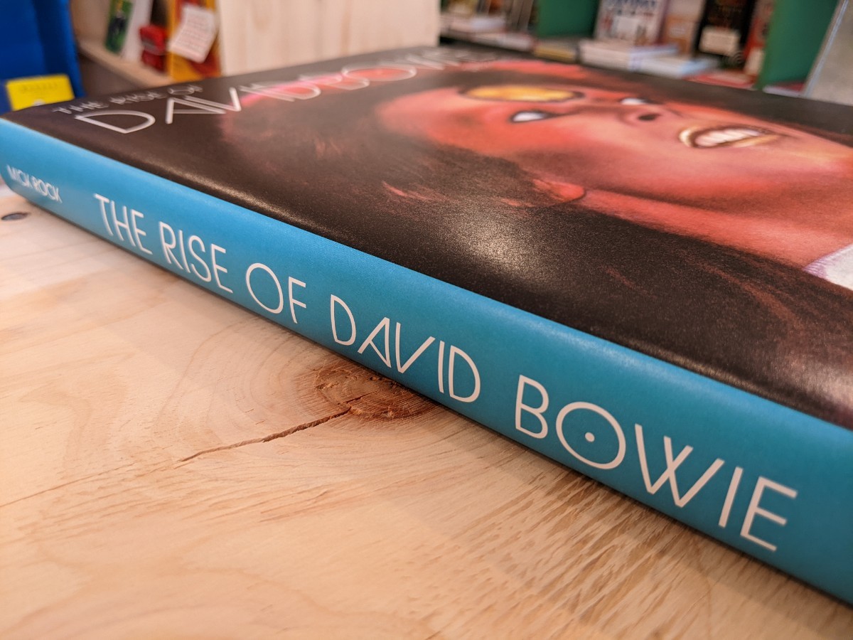 [ foreign book new goods ]The Rise of David Bowie 19721973 / Mick Rock / David * bow imik* lock jigi-* Star dust 
