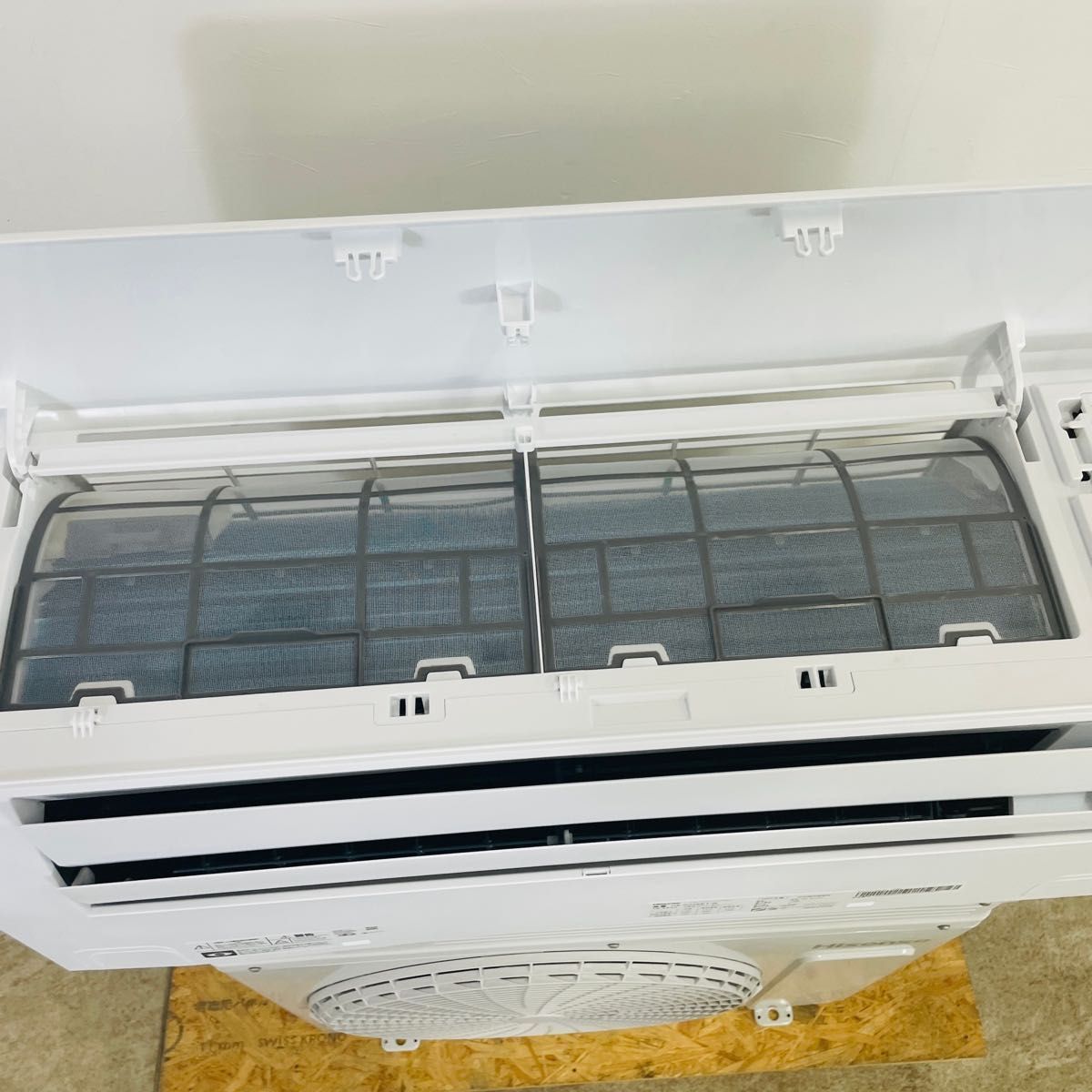 中古 Hisense HA-G22EE1-W 2022年製 エアコン冷房6~9畳 暖房5 中古 Hisense HA-G22EE1-W 2022年製 エアコン冷房6~9畳 暖房5